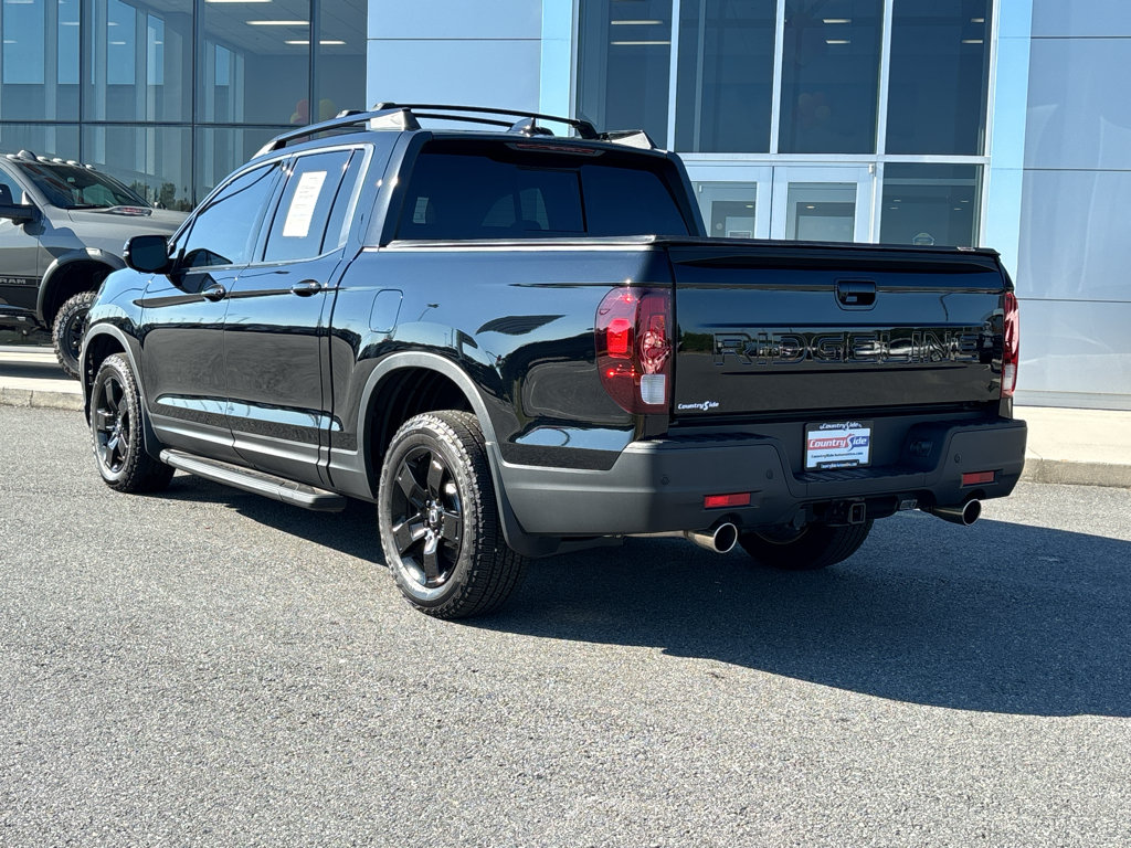 Used 2025 Honda Ridgeline Black Edition image 7