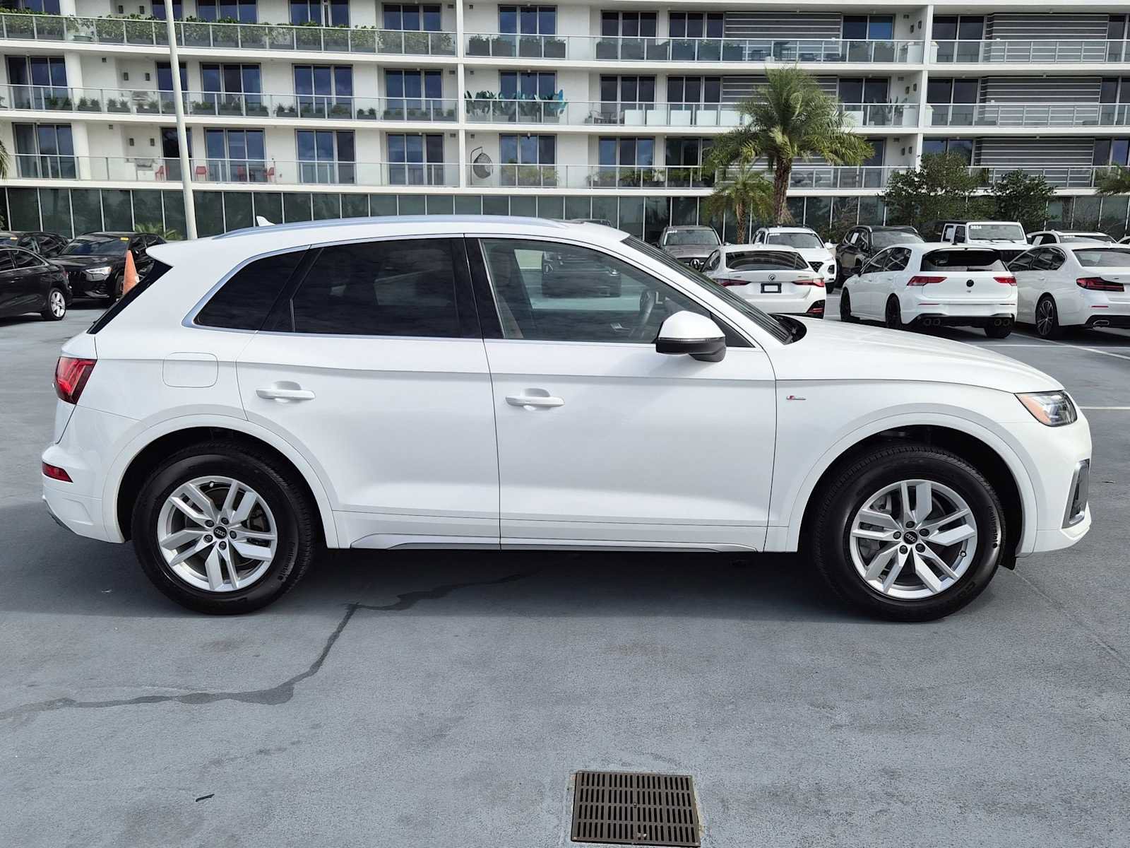 Certified 2023 Audi Q5 2.0T Premium w/ Convenience Package image 7