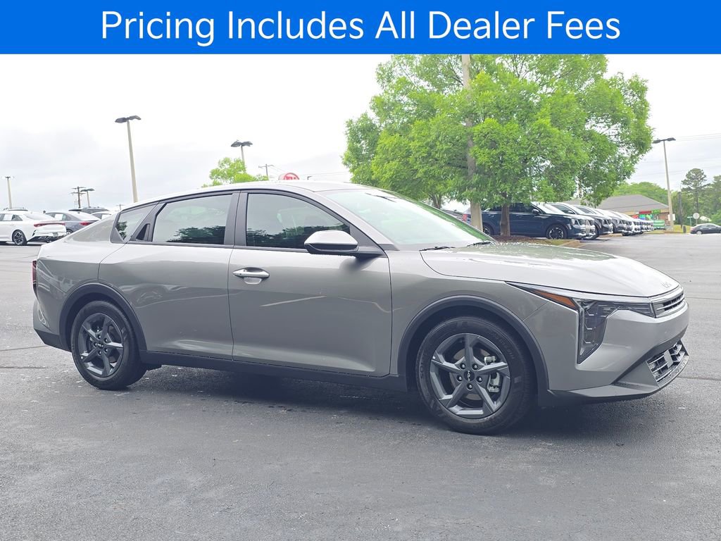 New 2026 Kia K4 FWD image 1