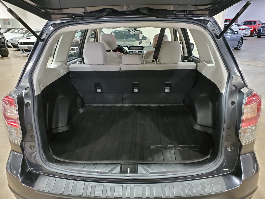 Used 2017 Subaru Forester 2.5i w/ Alloy Wheel Package AWD/4WD image 36