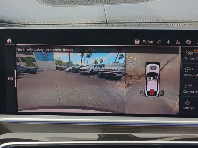 Used 2021 BMW X6 xDrive40i w/ Executive Package AWD/4WD image 25