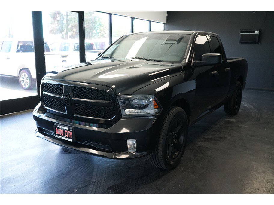 Used 2015 RAM 1500 Express w/ Black Ram 1500 Express Group RWD image 3