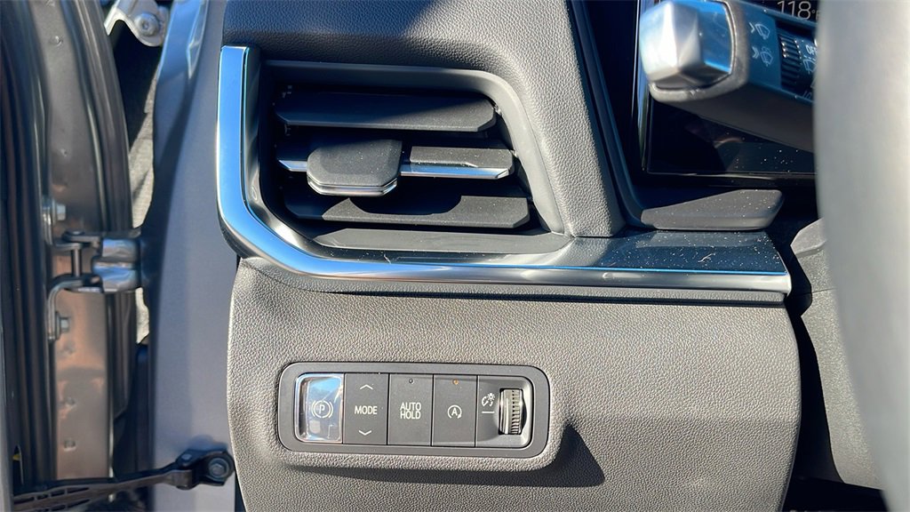 Used 2026 GMC Terrain Elevation w/ Black Edition image 23