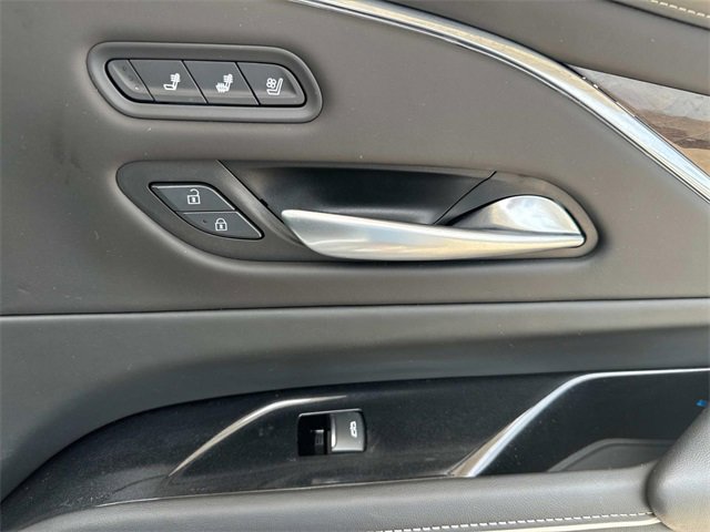 Used 2024 Cadillac Escalade Premium Luxury Platinum w/ Heavy-Duty Trailer Package image 10