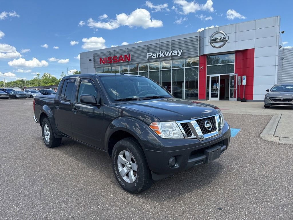 Used 2013 Nissan Frontier SV AWD/4WD image 1