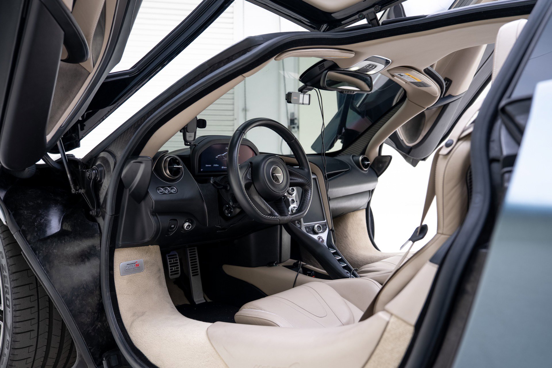 Used 2018 McLaren 720S Luxury image 2