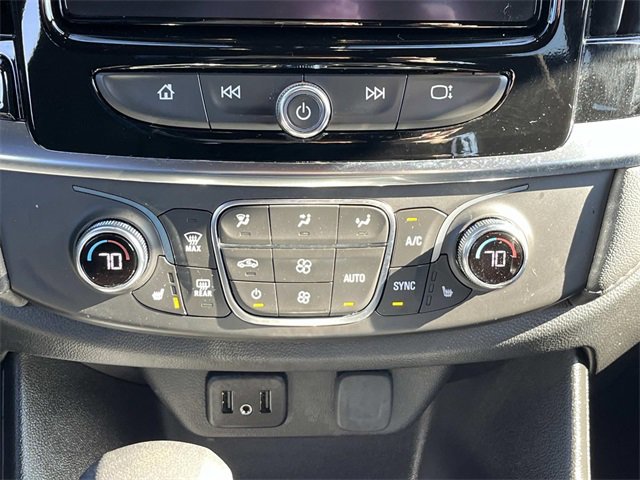 Used 2024 Chevrolet Traverse LT image 13