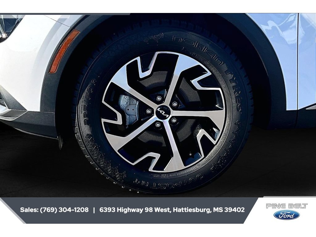 Used 2023 Kia Sportage EX FWD image 24