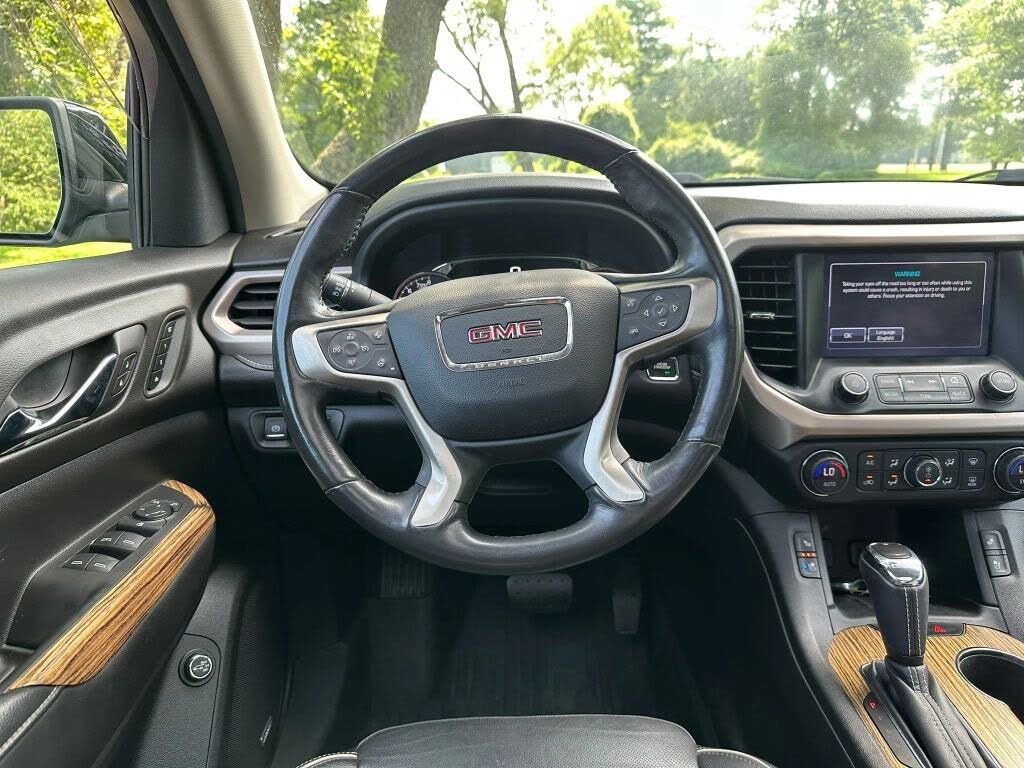 Used 2019 GMC Acadia Denali w/ Technology Package image 11