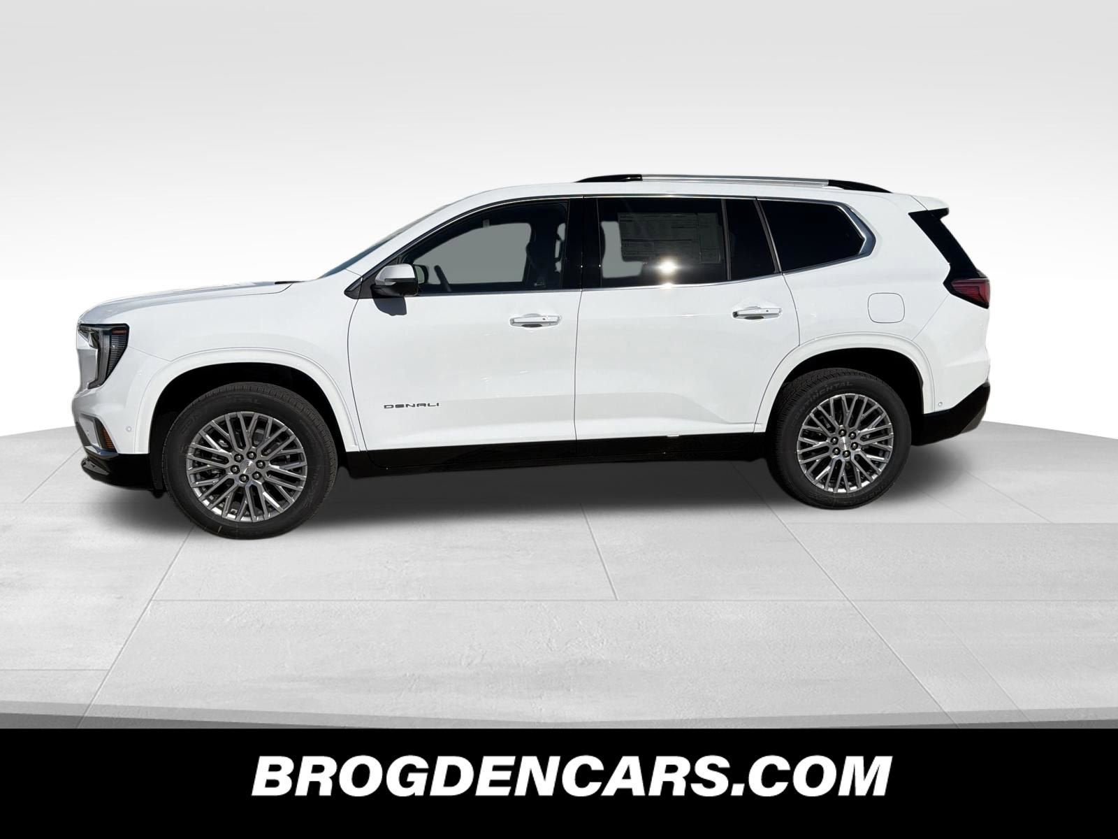 New 2026 GMC Acadia Denali w/ Super Cruise Package AWD/4WD image 5