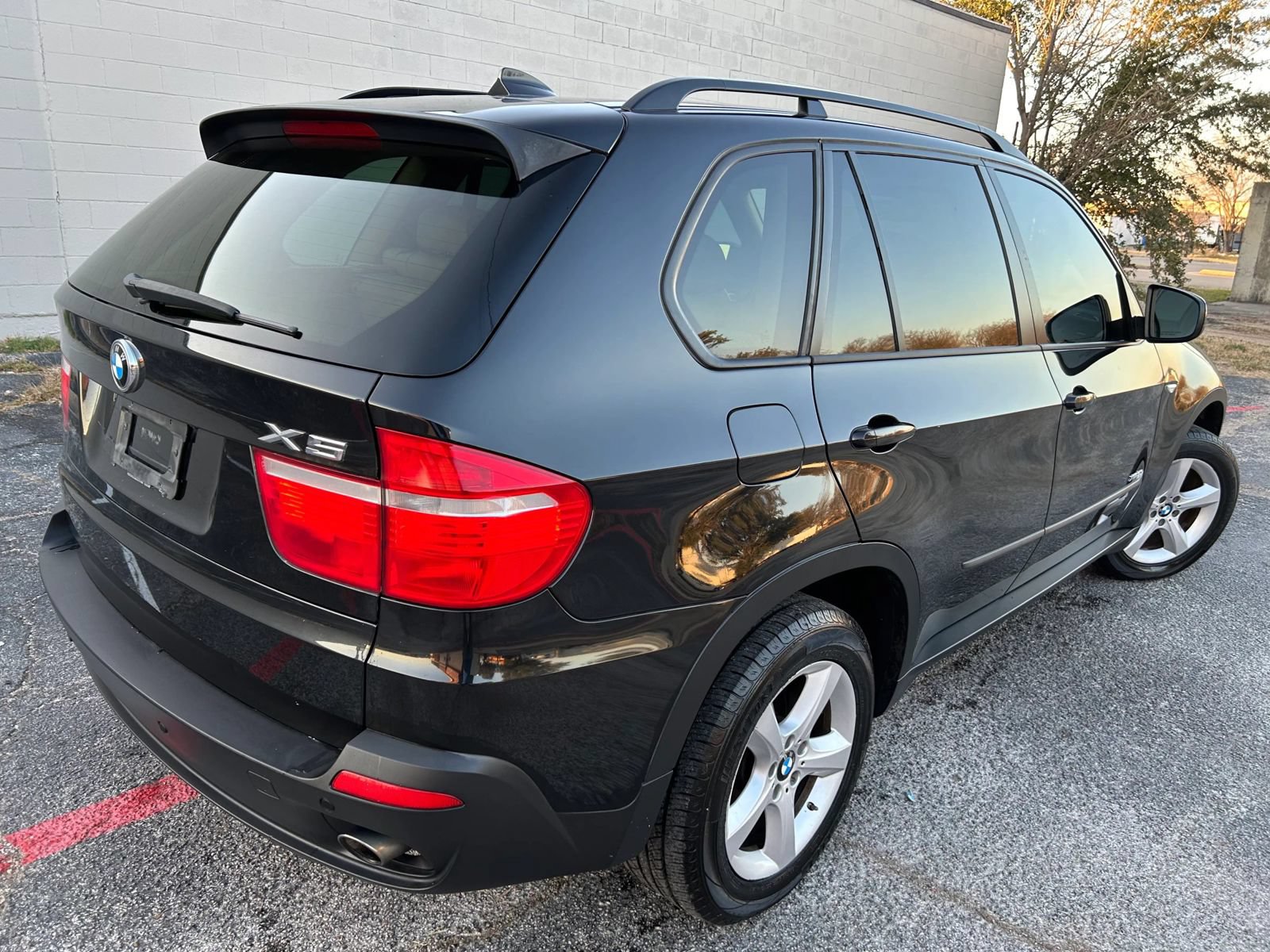 Used 2010 BMW X5 xDrive30i AWD/4WD image 6