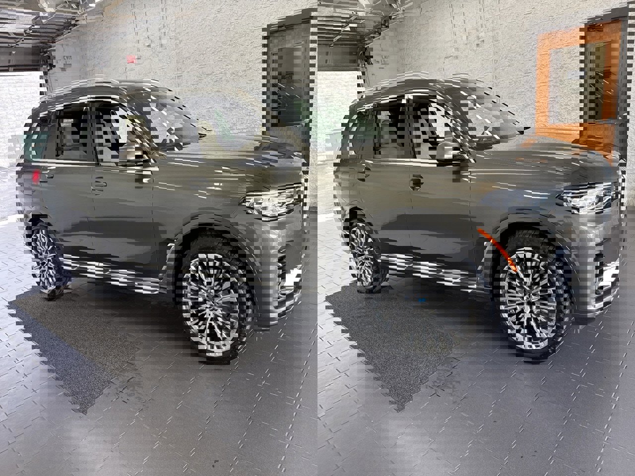 Used 2021 BMW X7 xDrive40i w/ Premium Package