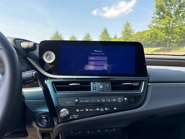 Used 2025 Lexus ES 350 w/ Premium Package FWD image 21