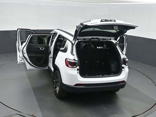 New 2026 Jeep Compass Latitude image 51