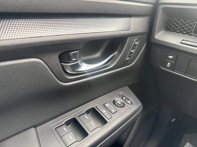 Used 2025 Honda CR-V Sport-L image 17