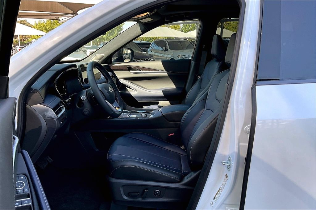 New 2026 INFINITI QX60 Sport image 13