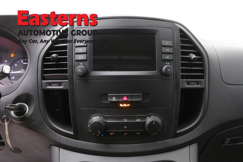 Used 2022 Mercedes-Benz Metris image 12