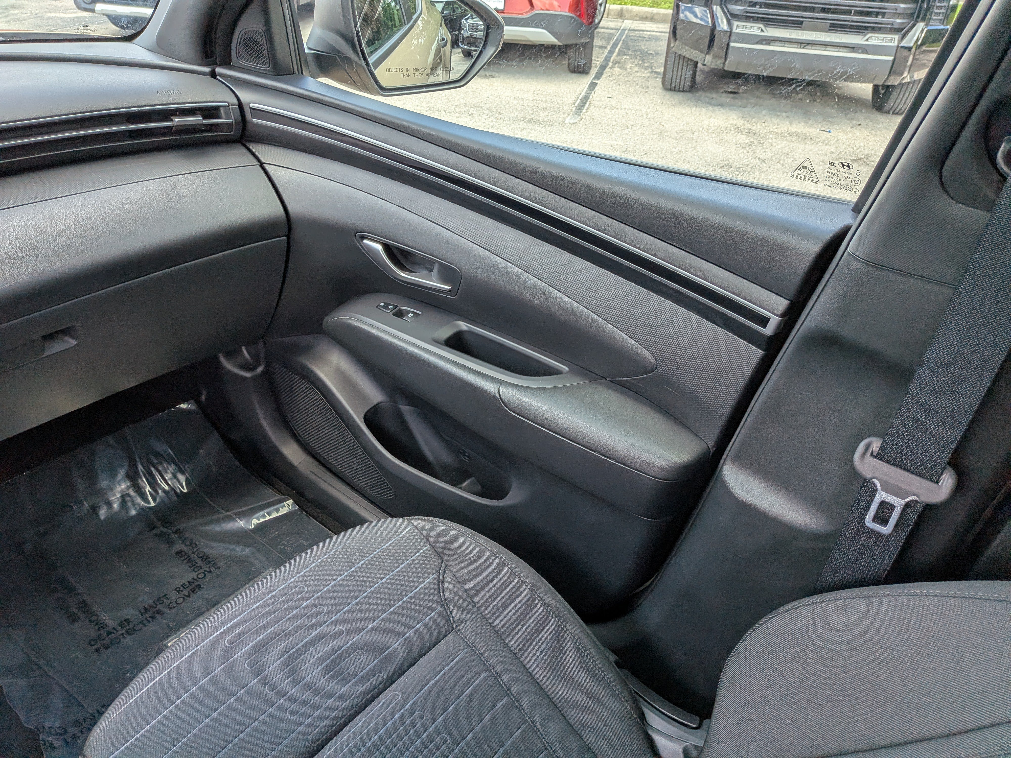Used 2024 Hyundai Santa Cruz SE FWD image 17