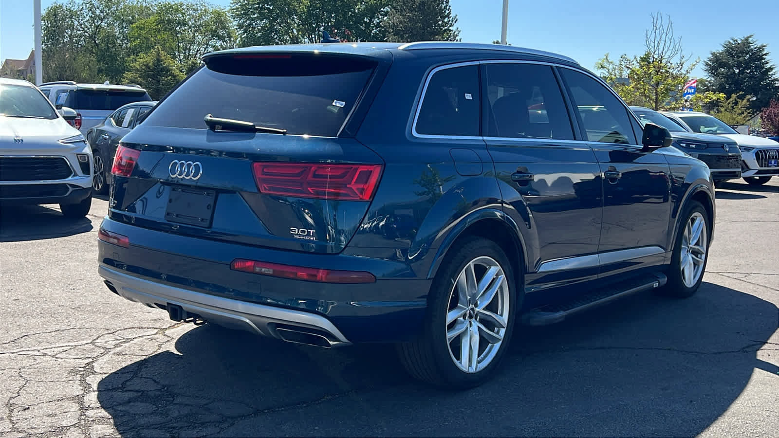 Used 2018 Audi Q7 3.0T Prestige AWD/4WD image 5