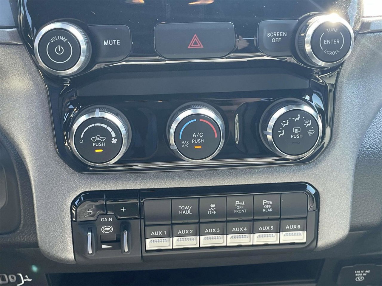 New 2026 RAM 2500 Tradesman w/ Commercial Features Package image 24