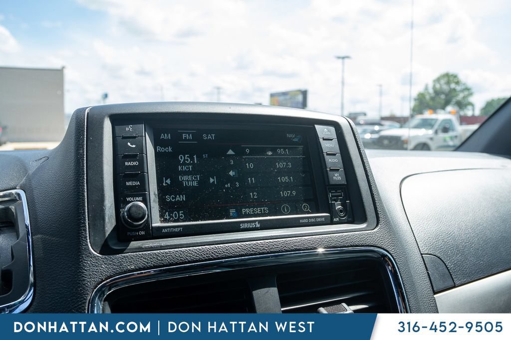 Used 2016 Dodge Grand Caravan R/T FWD image 9