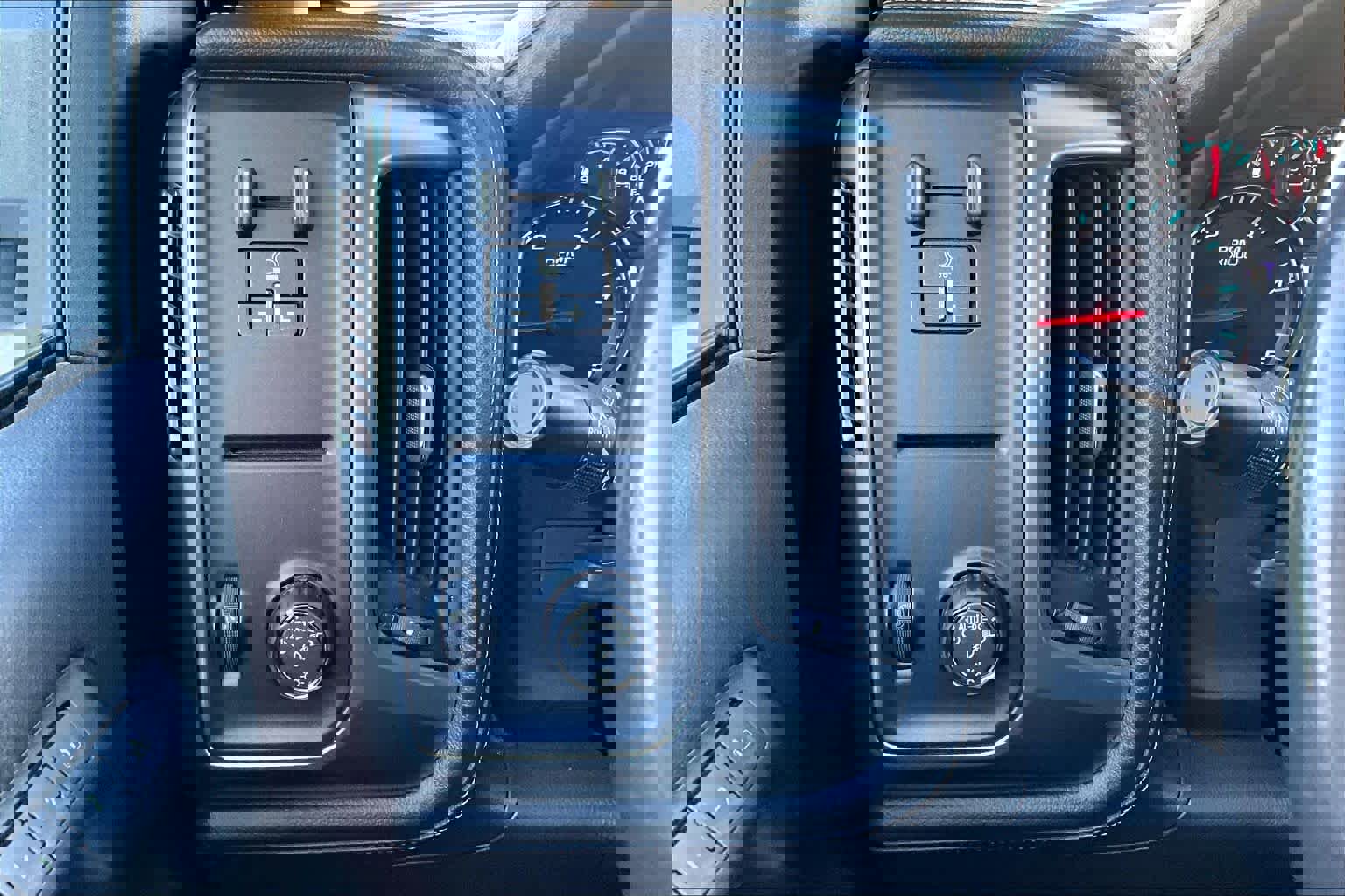 Used 2019 Chevrolet Silverado 2500 LTZ w/ Duramax Plus Package image 34