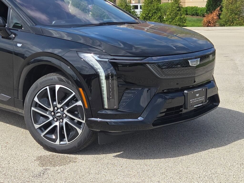 New 2026 Cadillac Optiq Sport 1 RWD image 2