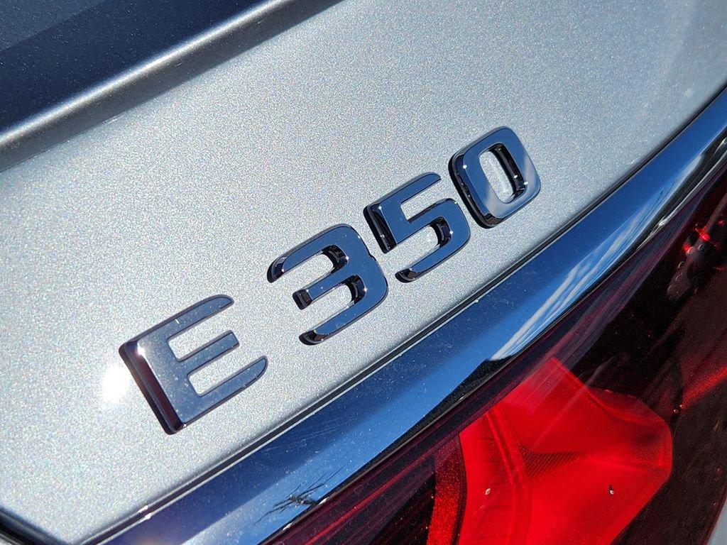 New 2026 Mercedes-Benz E 350 4MATIC Sedan image 11