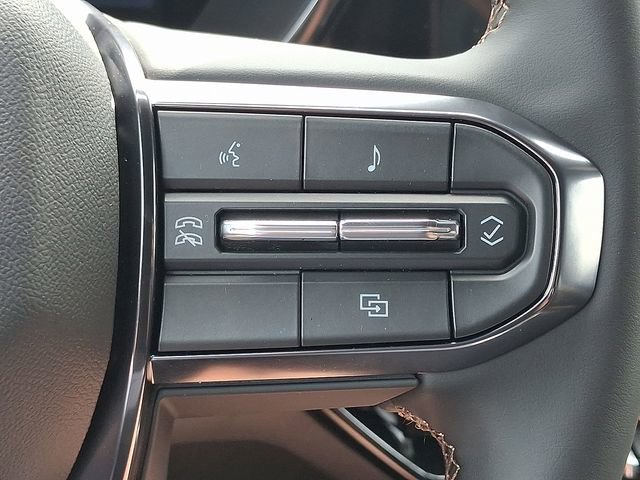 New 2025 GMC Canyon AT4 w/ Nightfall Edition image 12