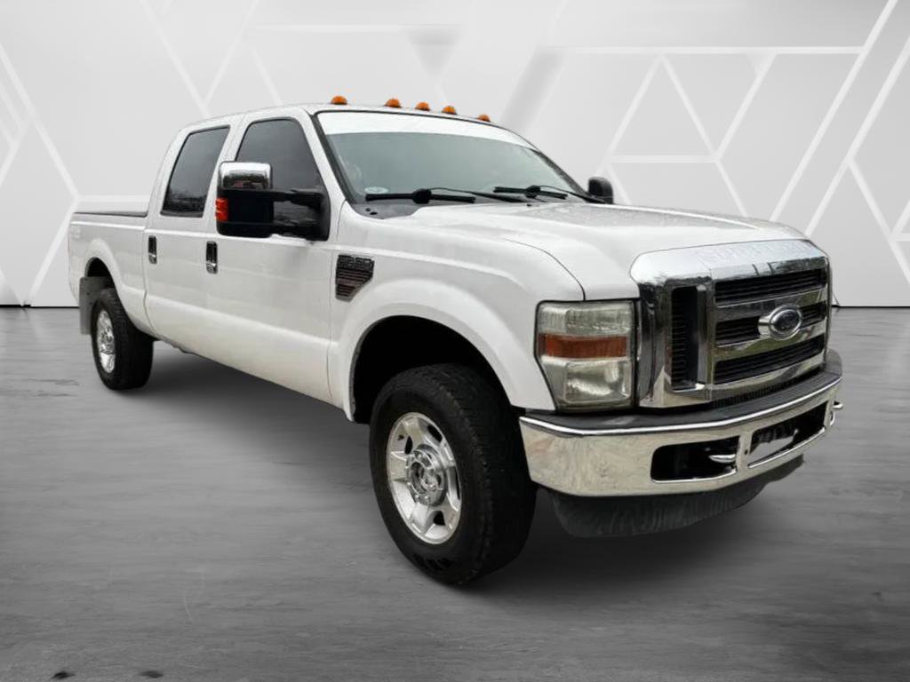 Used 2010 Ford F250 Lariat image 2