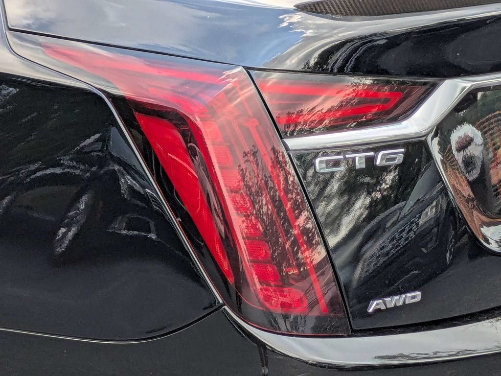 Used 2020 Cadillac CT6 V w/ LPO, Premium Carpet Package AWD/4WD image 15