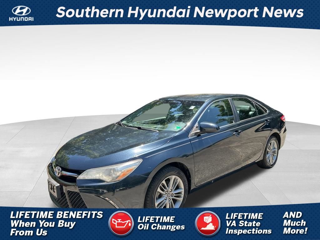 Used 2017 Toyota Camry SE FWD image 1