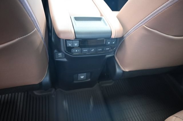 Certified 2026 Toyota Grand Highlander AWD image 34