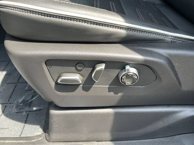 Used 2024 GMC Sierra 1500 AT4X AWD/4WD image 10