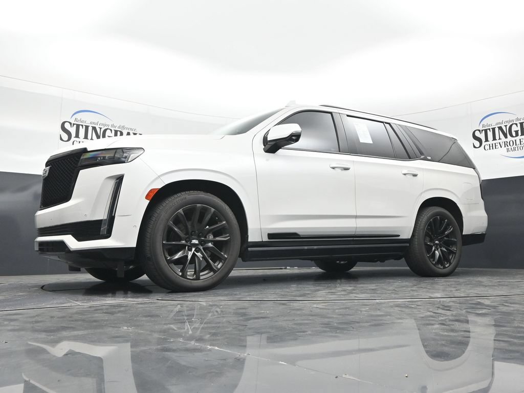 Used 2023 Cadillac Escalade Sport Platinum w/ LPO, ONYX Package AWD/4WD image 31