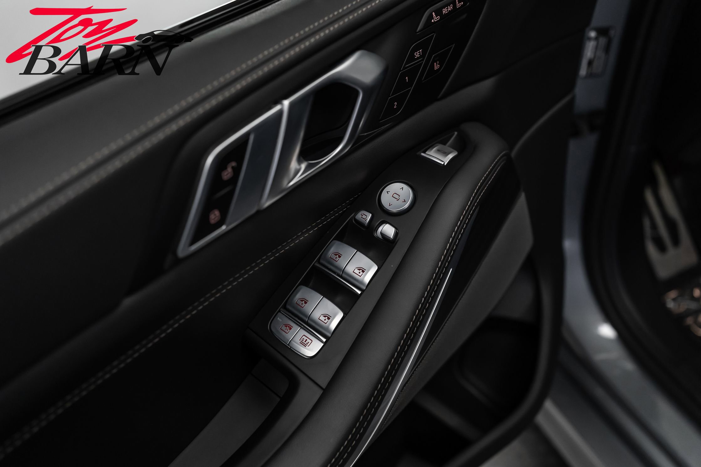 Used 2024 BMW X7 M60i image 21