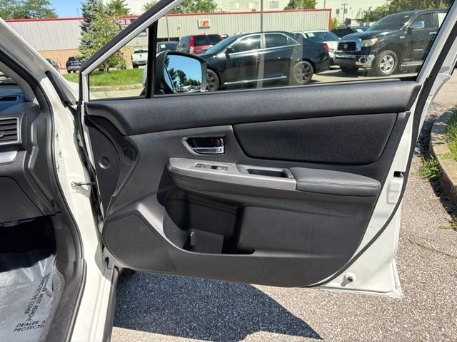 Used 2015 Subaru Crosstrek 2.0i Premium AWD/4WD image 30