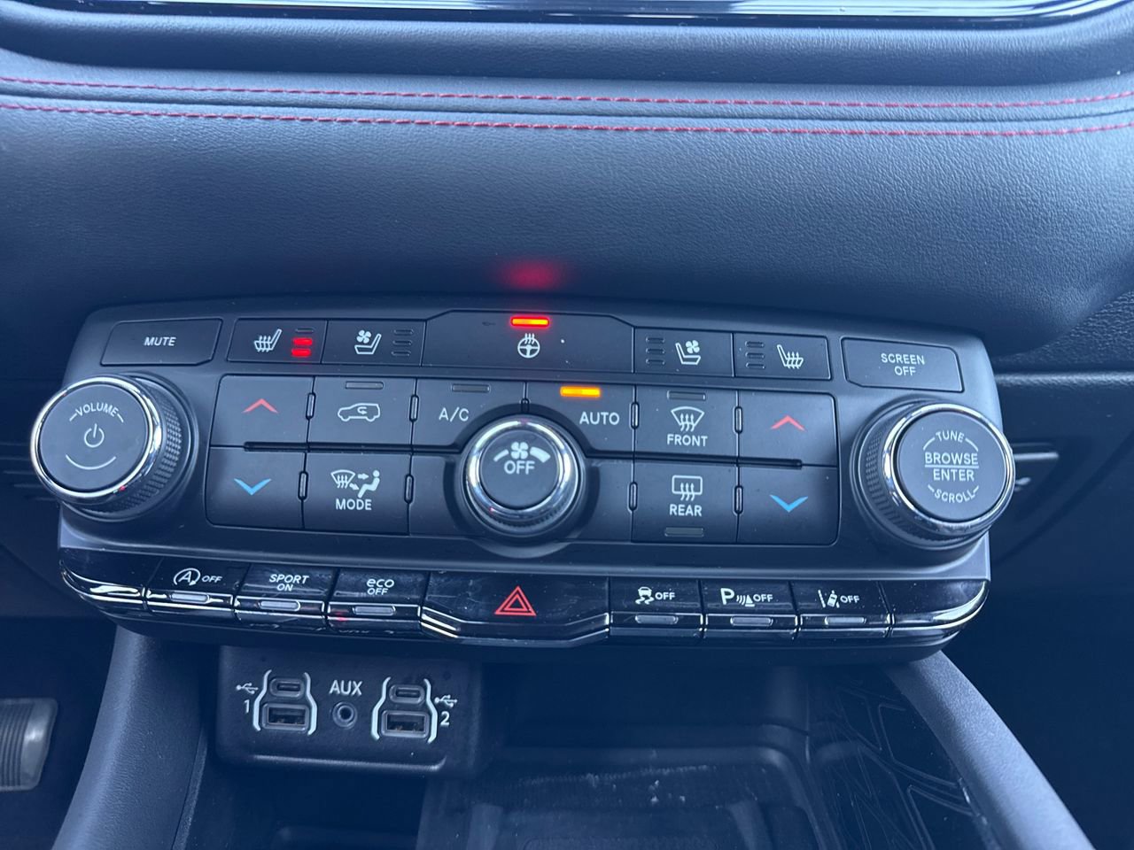 Used 2024 Dodge Durango Citadel image 24