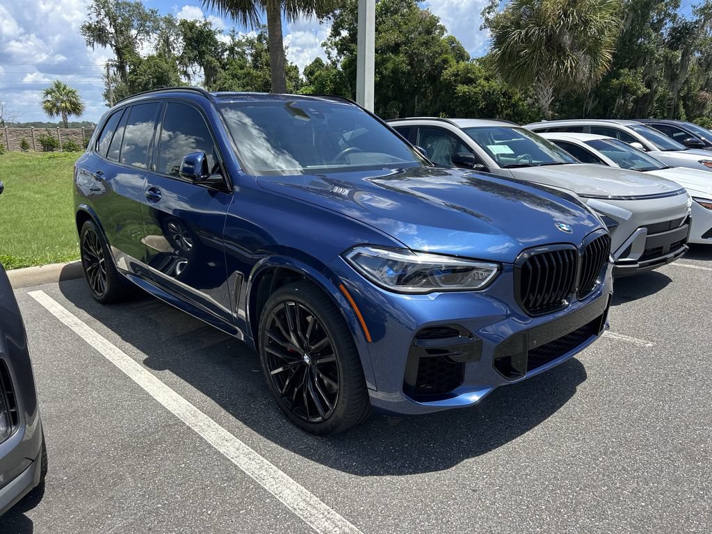 Used 2023 BMW X5 M50i w/ Executive Package AWD/4WD image 2