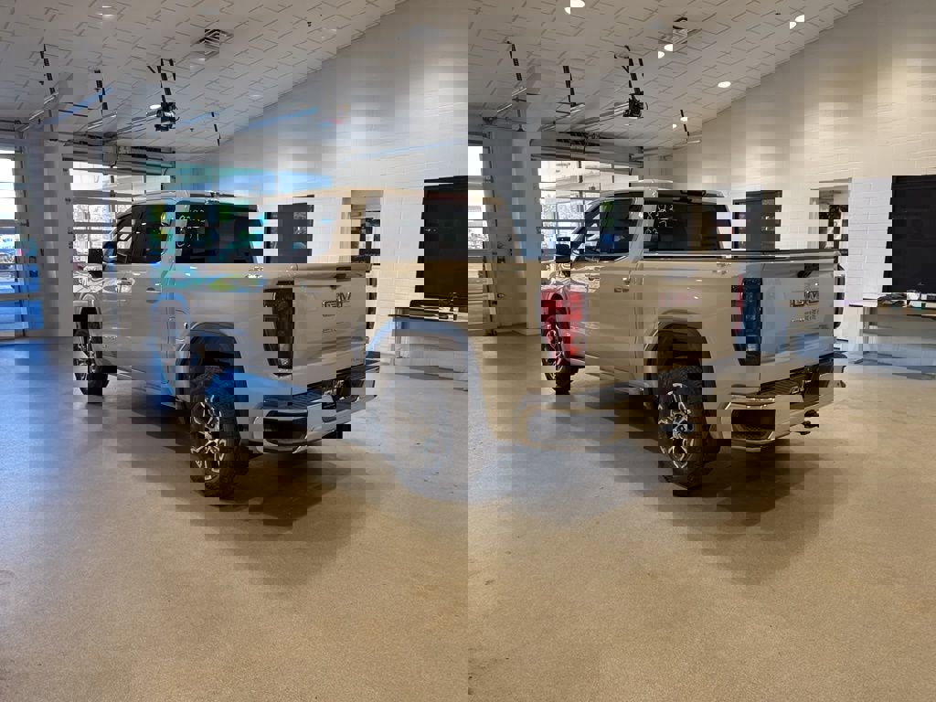 New 2026 GMC Sierra 1500 SLE w/ LPO, GMC Protection Package image 8