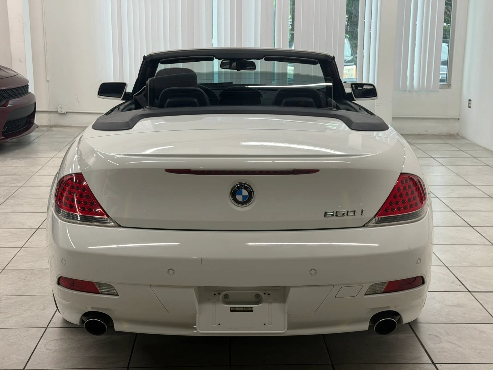 Used 2007 BMW 650i Convertible RWD image 8