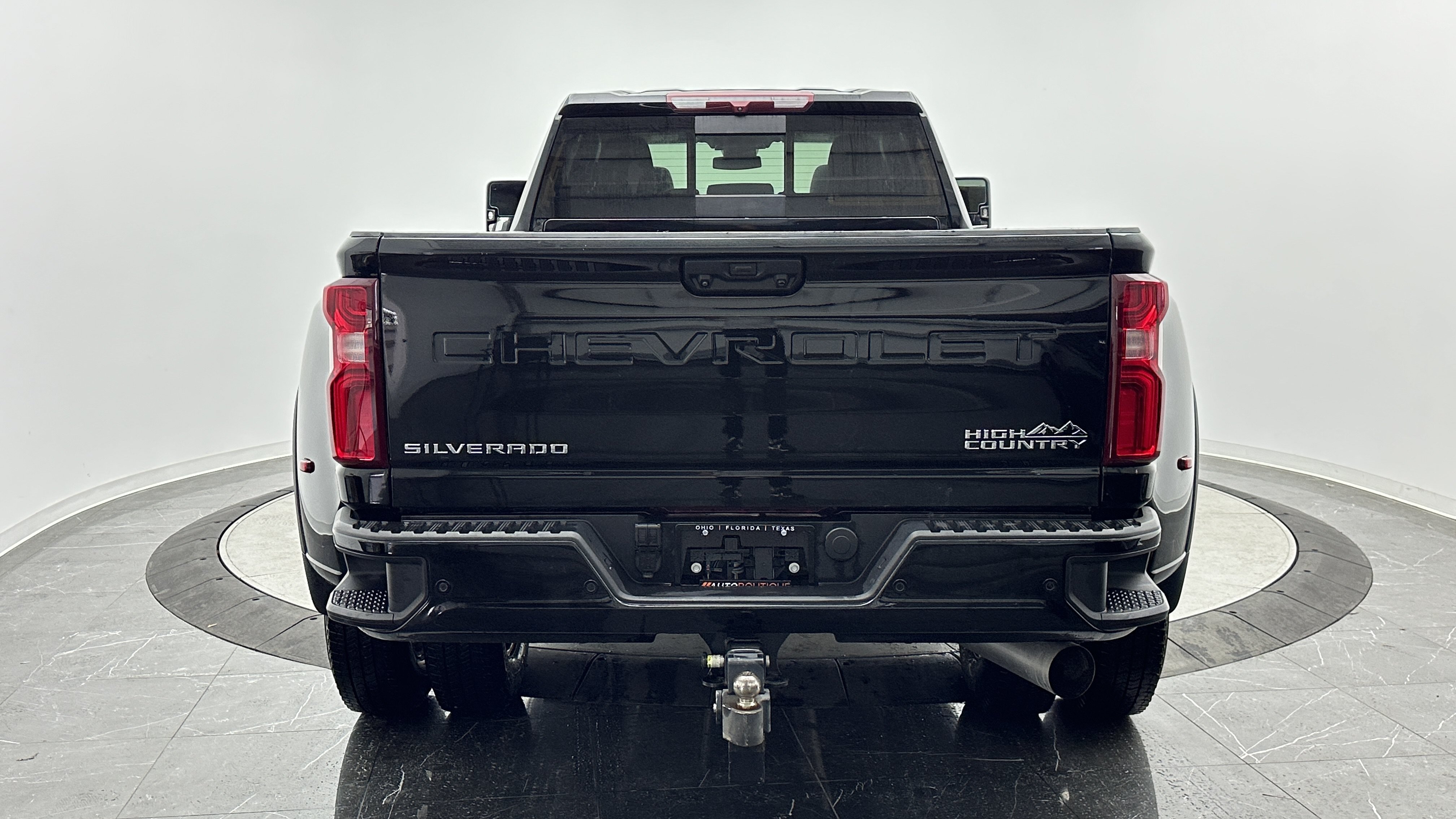 Used 2026 Chevrolet Silverado 3500 High Country AWD/4WD image 6
