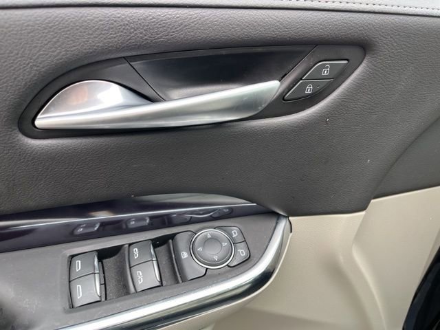 Used 2023 Cadillac XT4 Luxury w/ Cold Weather Package image 13