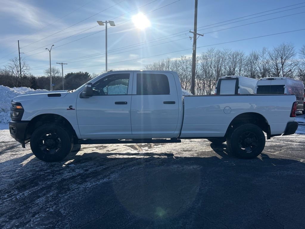 New 2026 RAM 3500 Tradesman AWD/4WD image 4