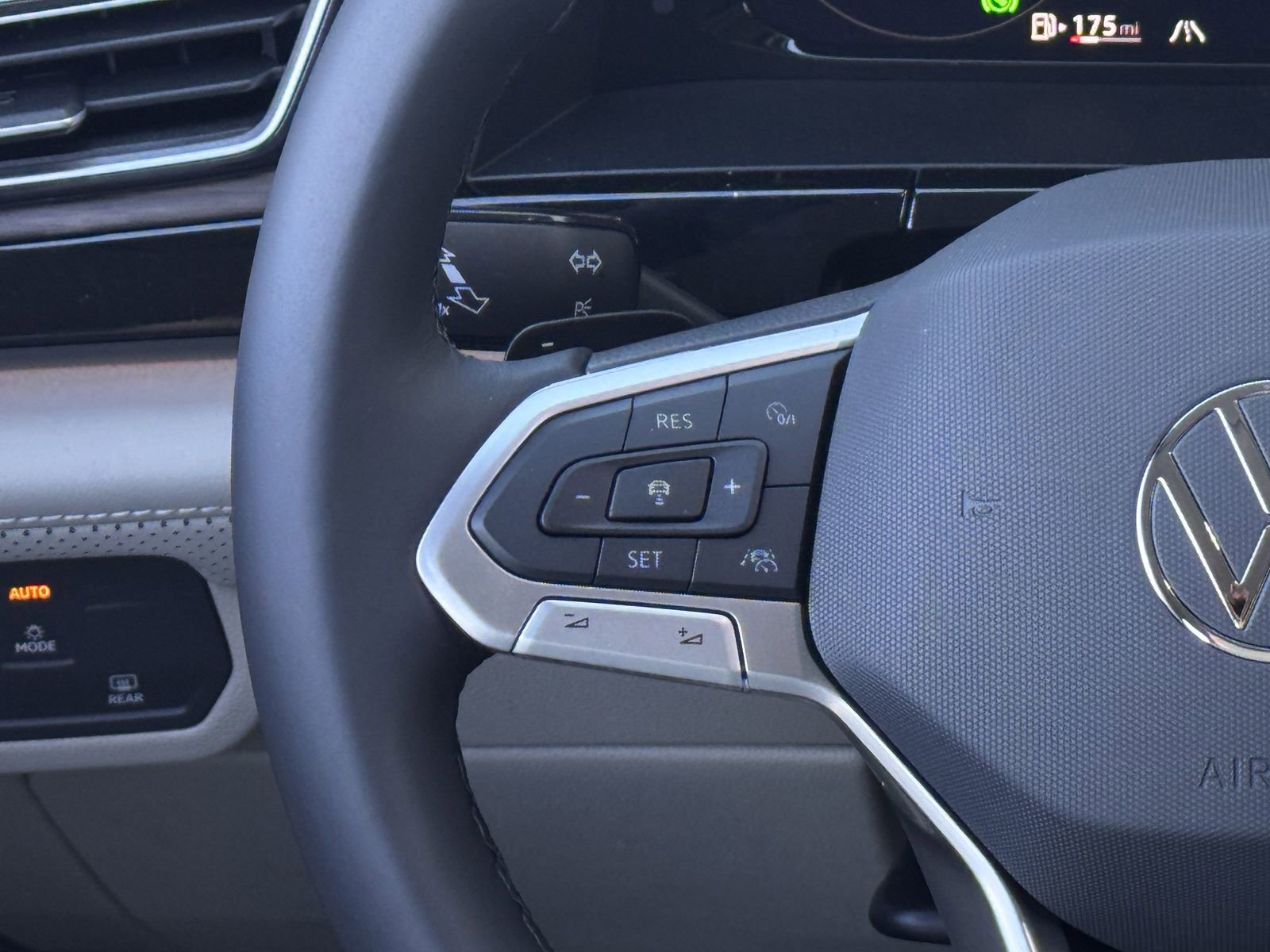 New 2026 Volkswagen Atlas SEL Premium R-Line image 15