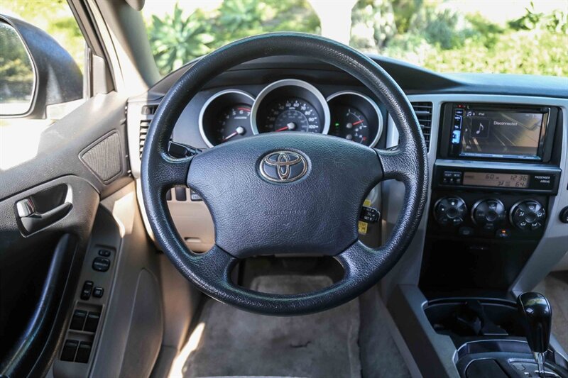 Used 2006 Toyota 4Runner SR5 RWD image 62