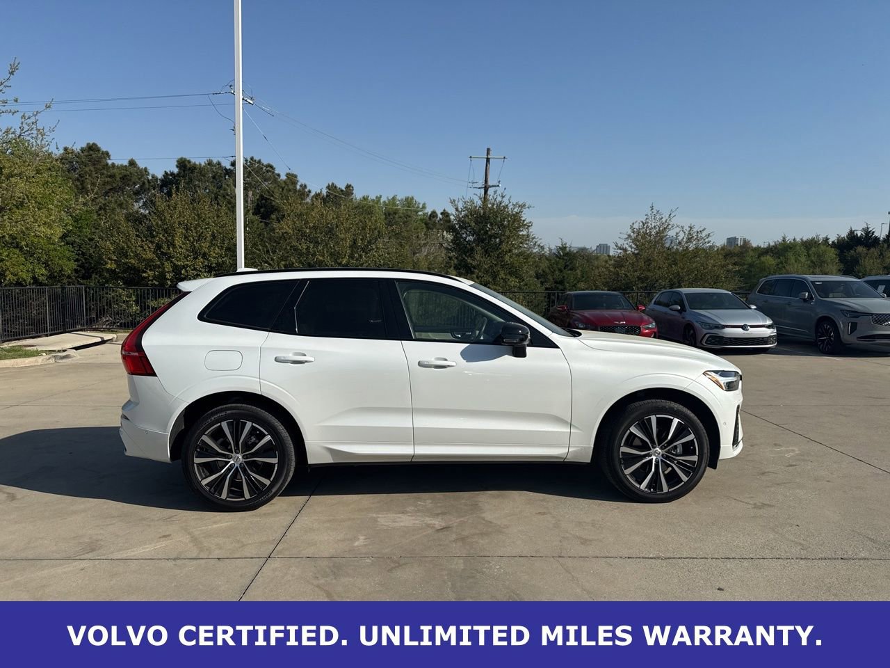 Certified 2024 Volvo XC60 B5 Plus w/ Protection Package Premier image 4