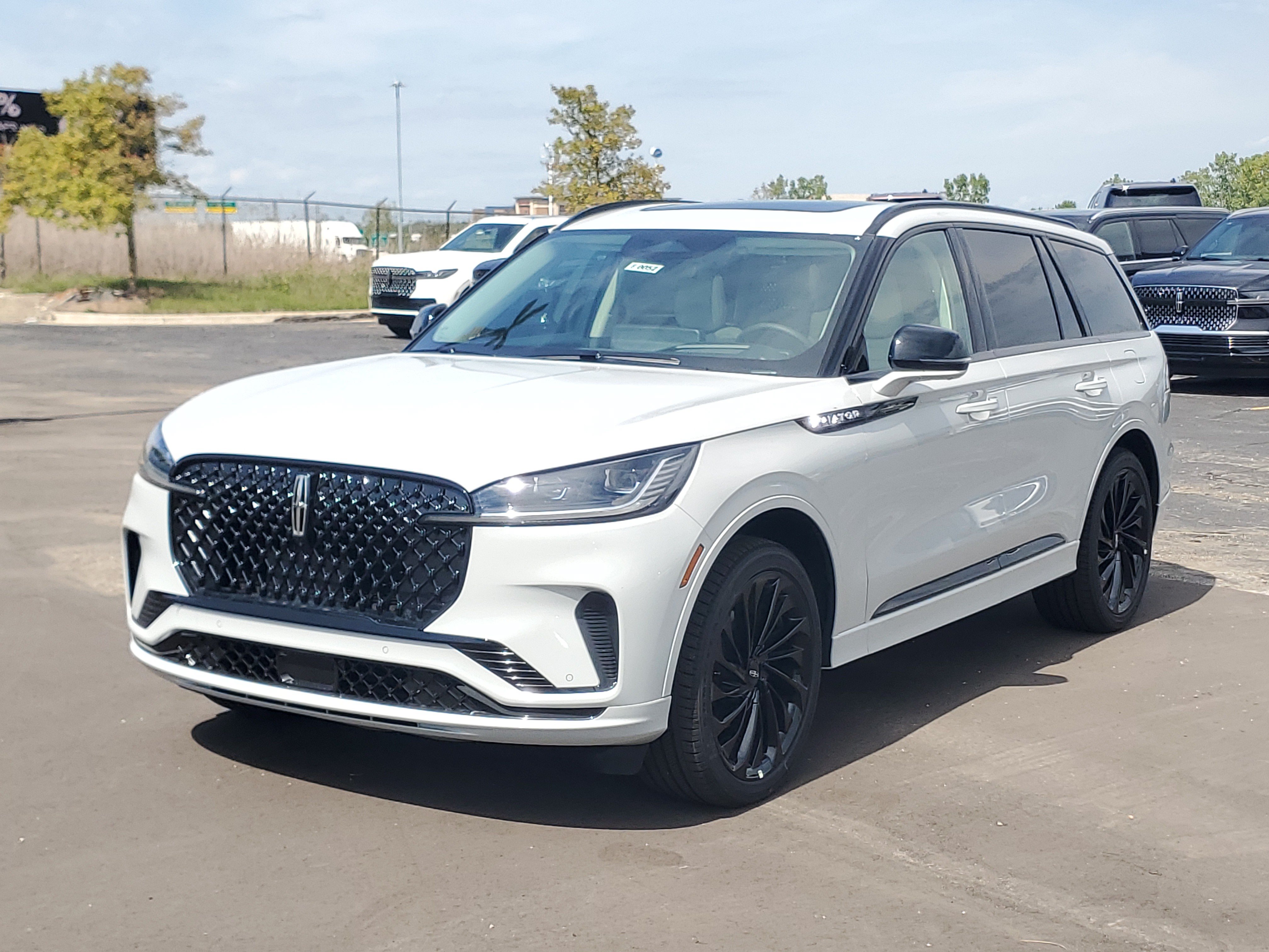 New 2027 Lincoln Aviator Reserve AWD/4WD video 2