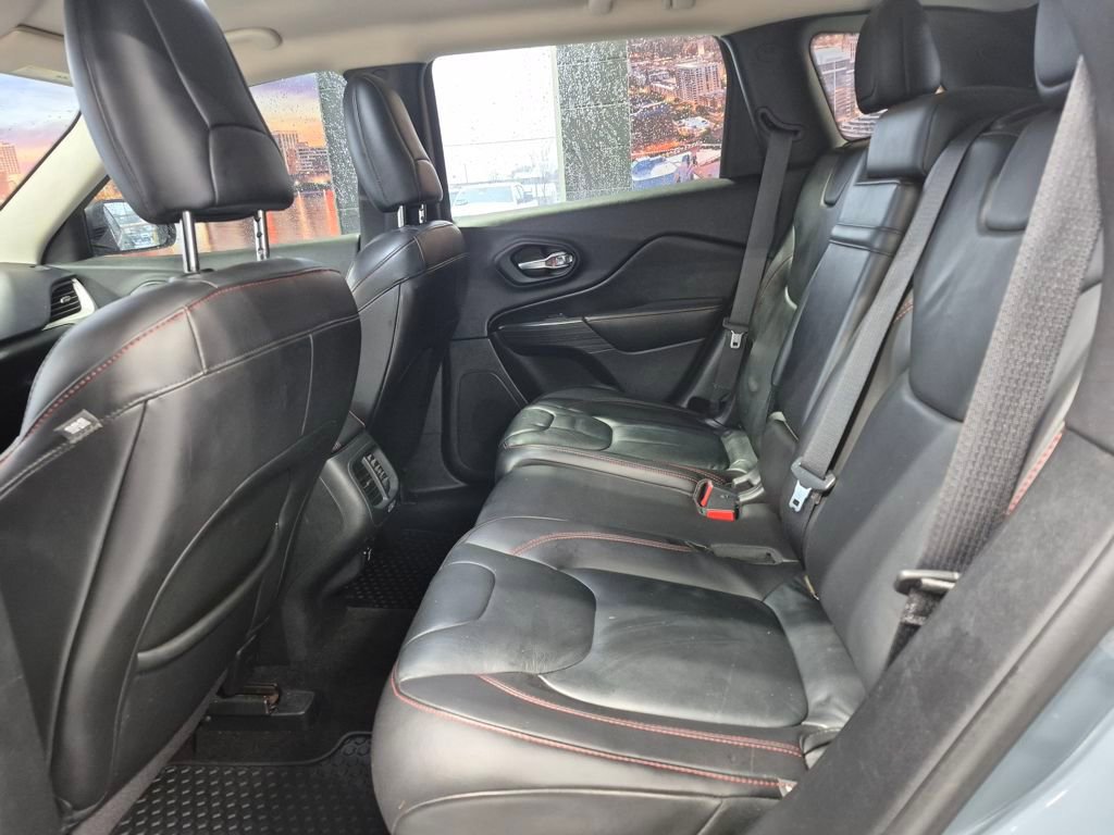 Used 2015 Jeep Cherokee Trailhawk w/ Leather Interior Group image 14