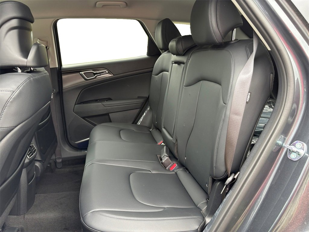 New 2025 Kia Sportage EX image 14